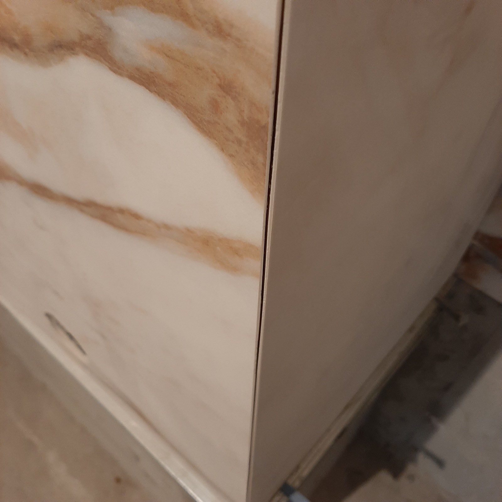 Плиточні роботи в однокімнатній квартирі 48м2 ЖК Метрополіс