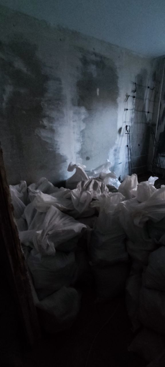 Демонтажні роботи по вул Бажана