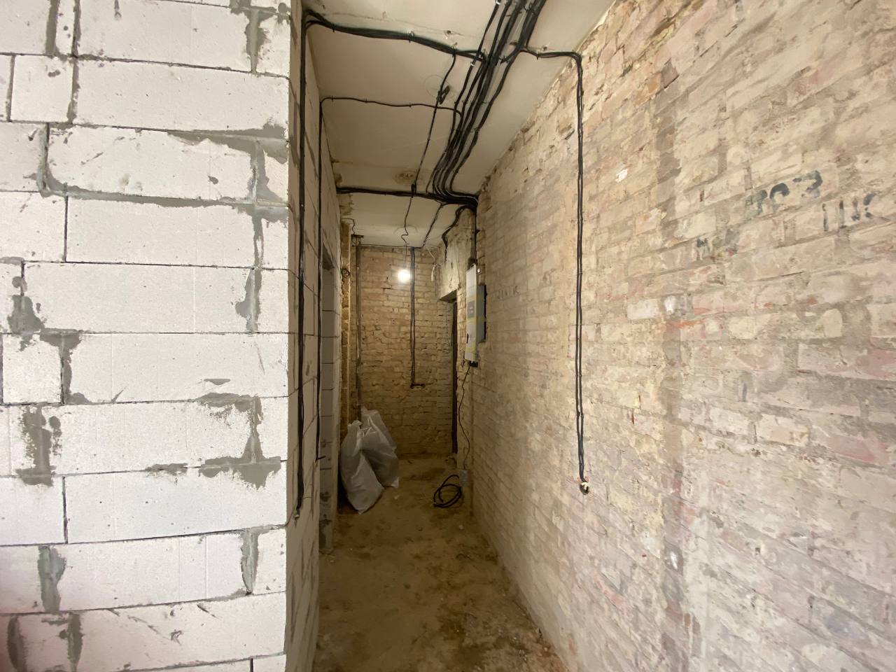 Электромонтаж в однокомнатной квартире 37м2 ул. Антонова